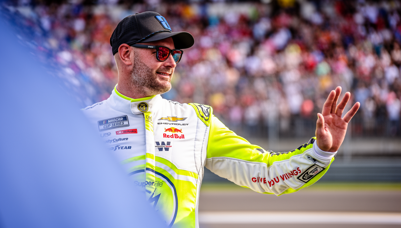 J9 SPORTS - J9九游会 - 2026 NASCAR 索诺玛站赔率：Shane van Gisbergen 问鼎最大热门？
